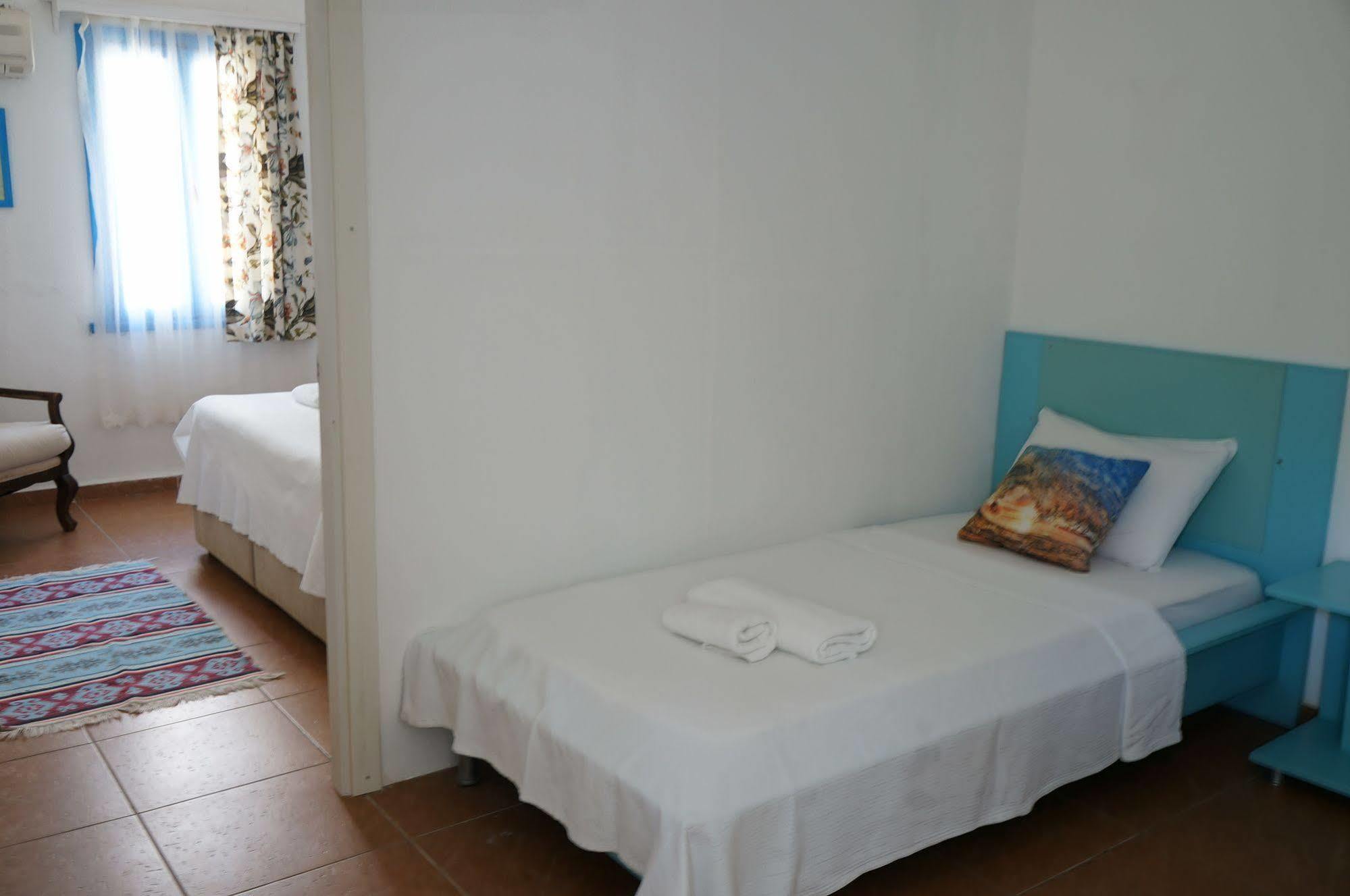 Esmana Hotel บิเตซ ภายนอก รูปภาพ
