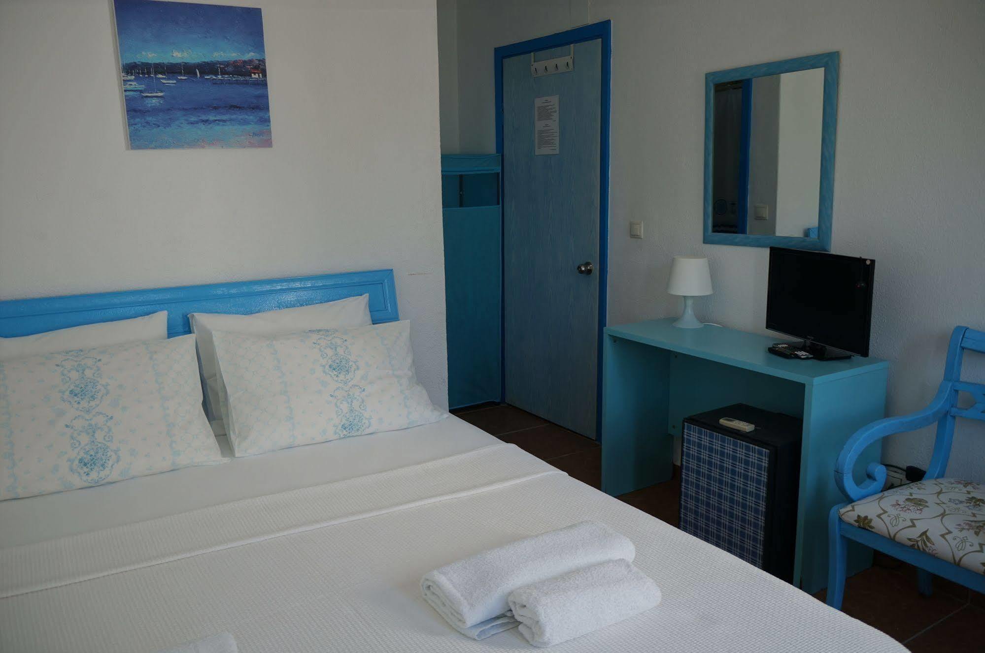Esmana Hotel บิเตซ ภายนอก รูปภาพ